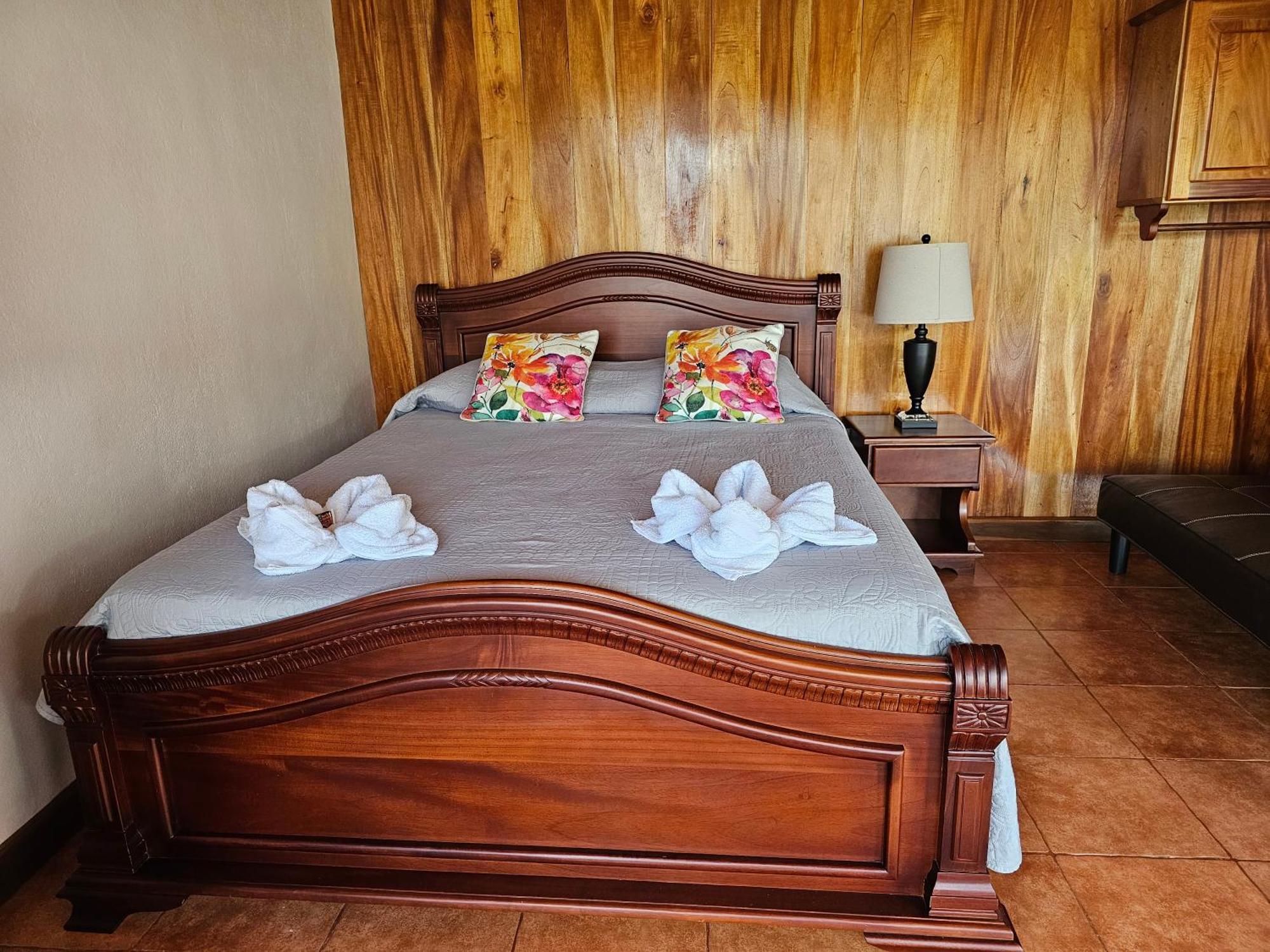 Monteluna Studios Monteverde Phòng bức ảnh